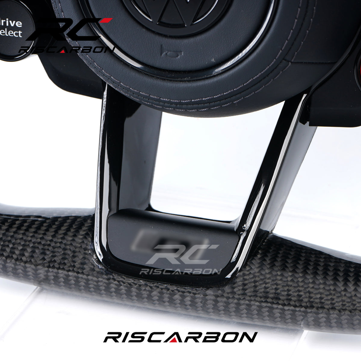 RISCARBON Factory Supply Carbon Fiber Leather Steering Wheel for VW Accessories VW Golf 5 6 7 R MK5 MK6 MK7 MK7.5 Gti Polo Passat Tiguan